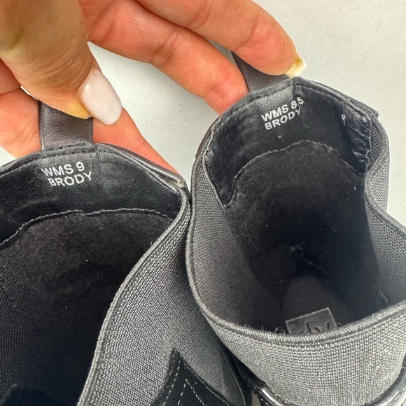 DOLCE VITA WOMENS BRODY ANKLE BOOT - BLACK Size 9 - Picture 7 of 9